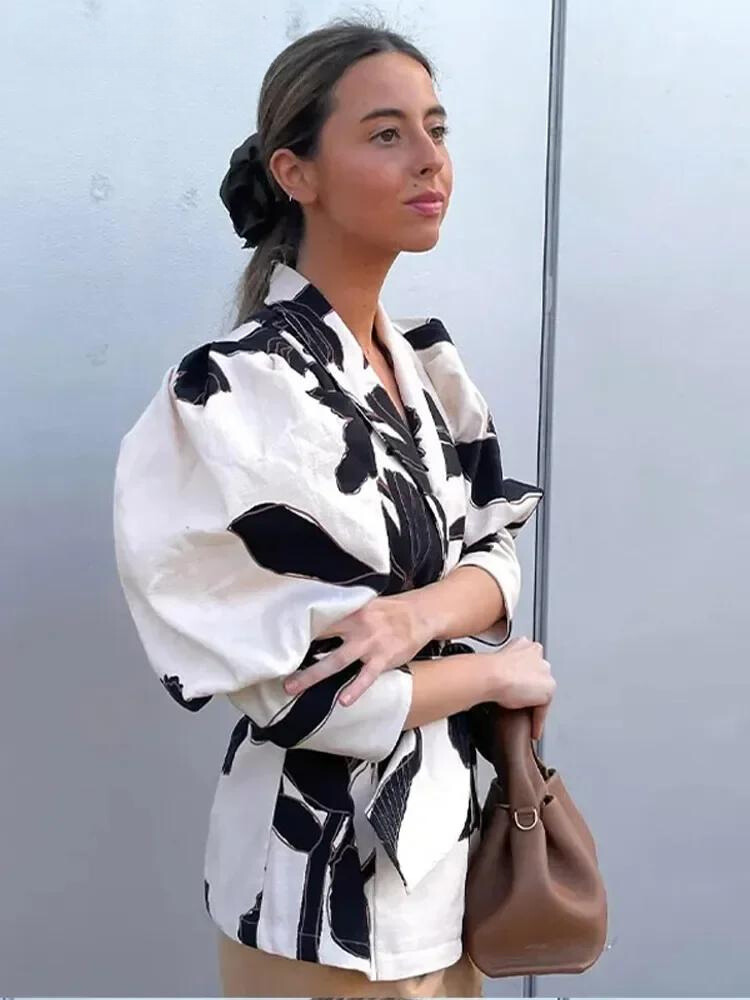 Wiviana Blouse | Puff Sleeve Gedrukte Wikkel Blouse