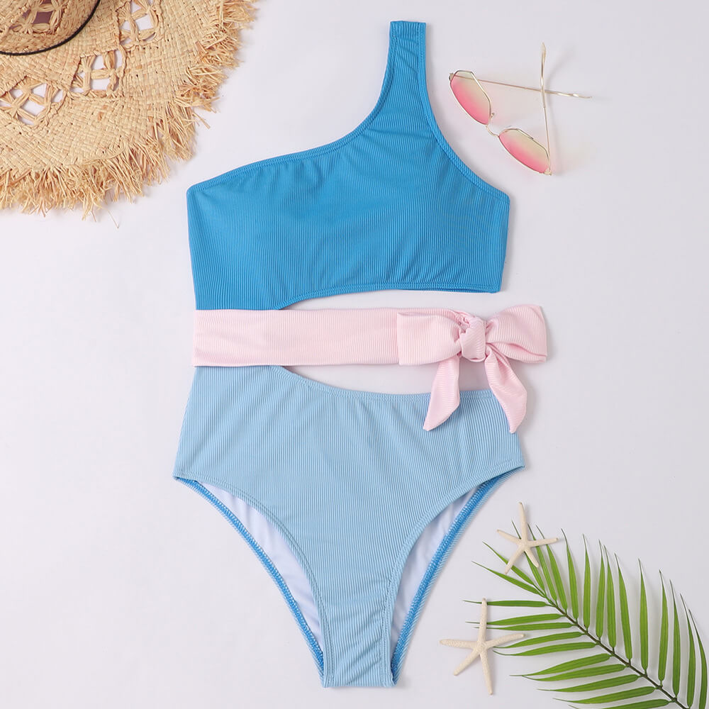 Aurora® | Tweekleurig asymmetrisch badpak met kant