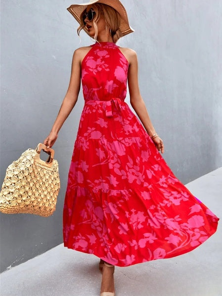 Best verkochte jumpsuit met spaghettibandjes en halflange halslijn met golvende stippenprint