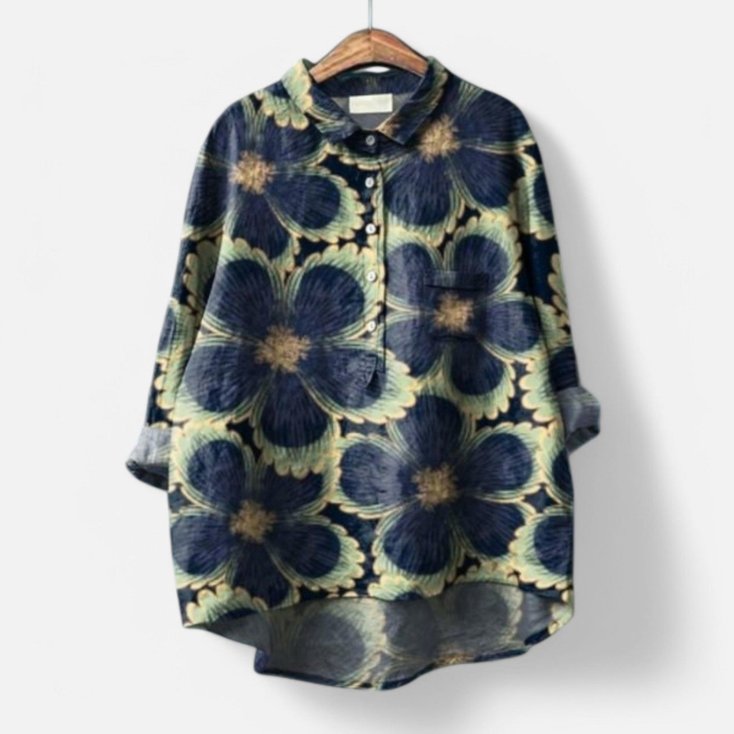 Elegante bloemenblouse met een vleugje gratie