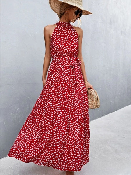 Best verkochte jumpsuit met spaghettibandjes en halflange halslijn met golvende stippenprint