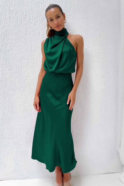 Elegante lange jurk met asymmetrische halslijn en verfijnd design