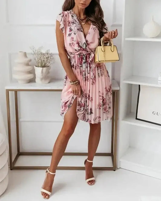 Geplooide jurk met bloemenprint en riem