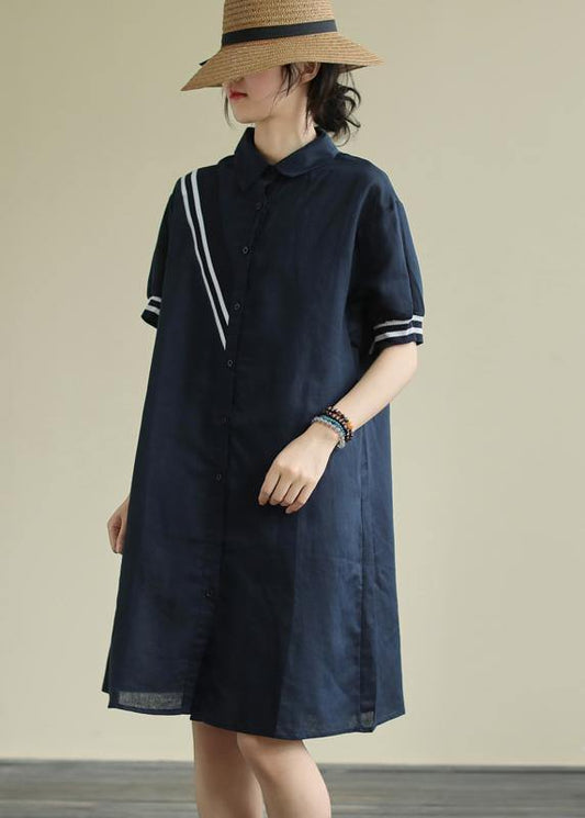 Avenne - Jurk met revers en knopen in marineblauwe strepen