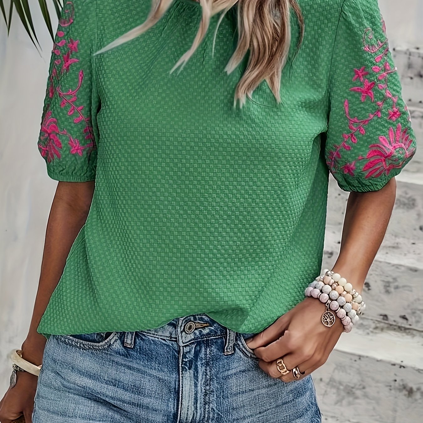 Blouse – Geborduurd Bloemenpatroon & Ademend Materiaal
