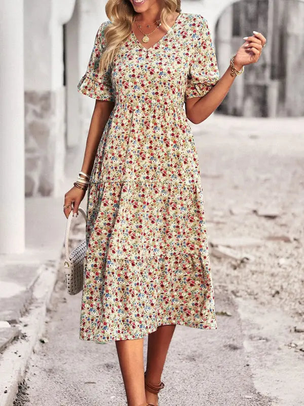 Elegante jurk met korte mouwen en V-hals