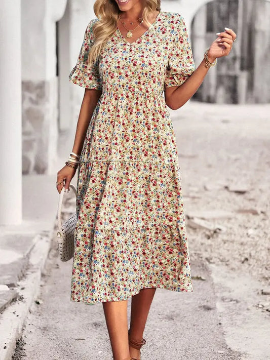 Elegante jurk met korte mouwen en V-hals