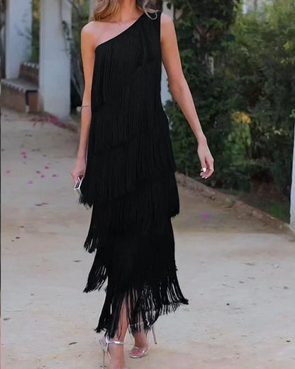 Graciela - Elegante jurk met franjes en open schouders