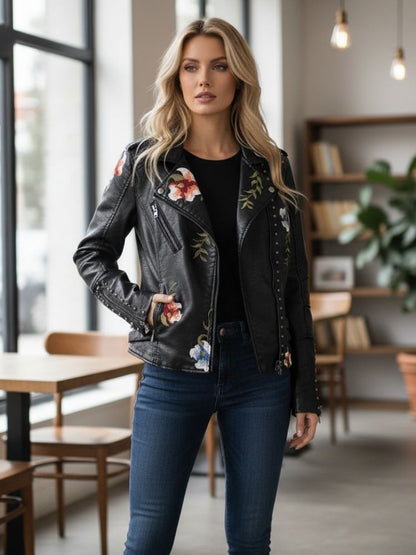Maribel | Chique en elegant damesleren jasje met geborduurde bloemen