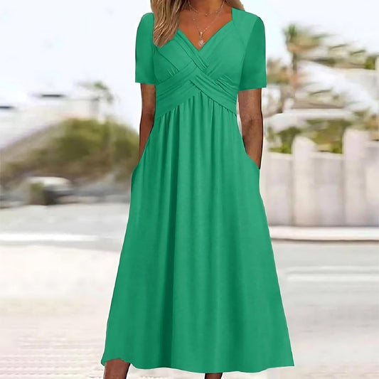 Casual midi-jurk met elegante snit en korte mouwen, ideaal voor dagelijks gebruik.