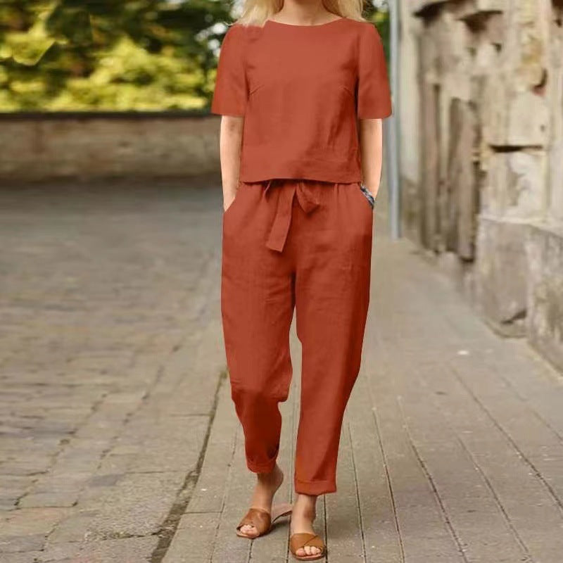 Elegante, kleurrijke tweedelige zomerset