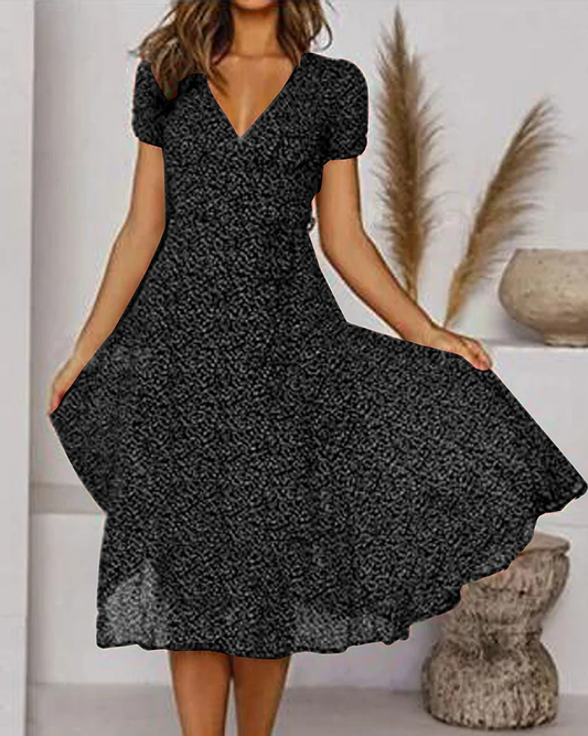 Paloma - V-hals jurk met korte mouwen, bedrukt chiffon