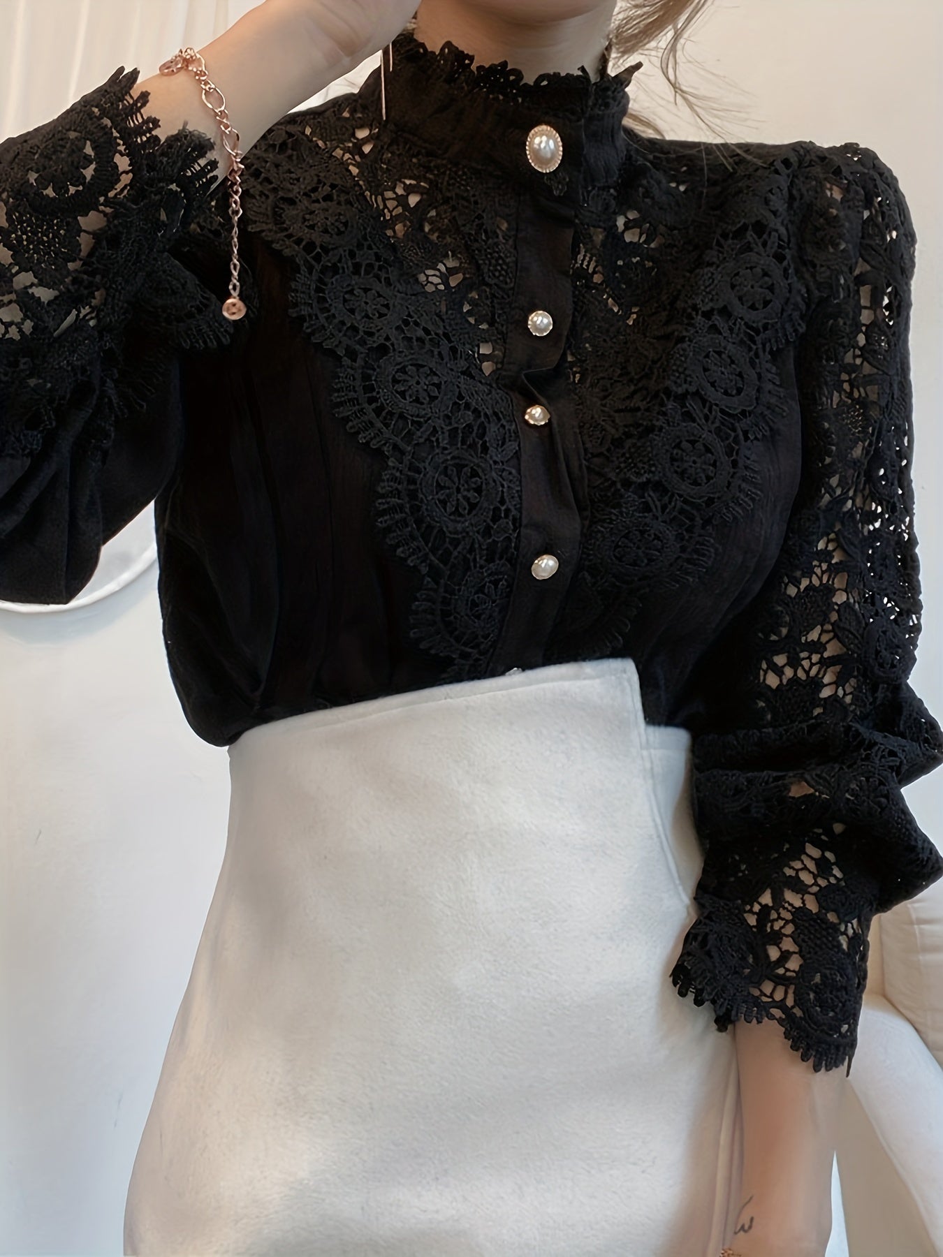 Parelsluiting Kanten Blouse - Kanten Details & Lange Mouwen