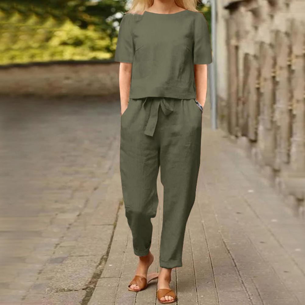 Elegante, kleurrijke tweedelige zomerset