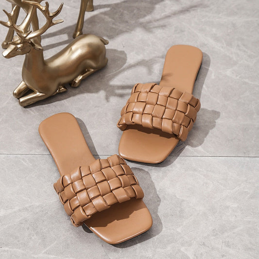 Slippers met hakken