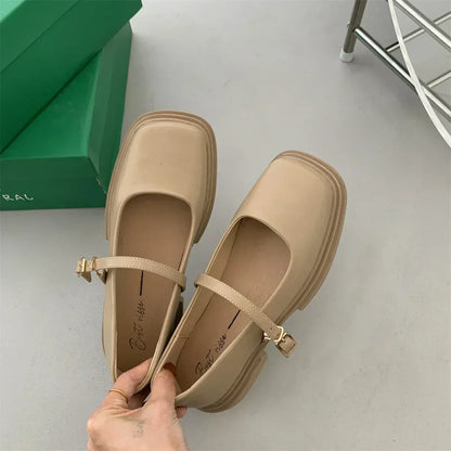 Klassieke pumps met vierkante teen