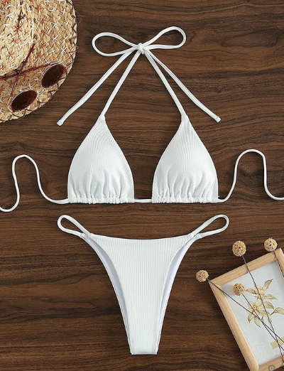Antonella® | Blauwe bikini met hoge band en V-hals