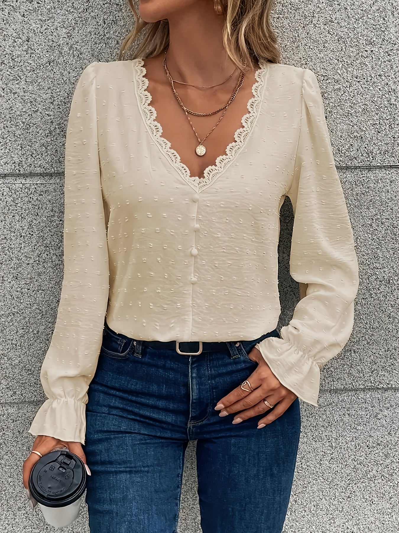 V-Hals Lange Mouwen Blouse - Kant Kraag en Lichtgewicht Stof