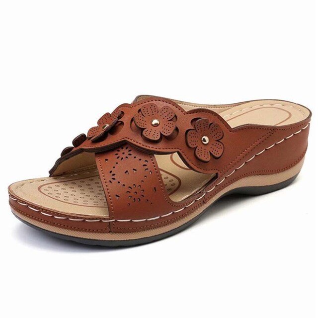 TrendZetter™: Vrouwelijke sandalen met bloemenontwerp