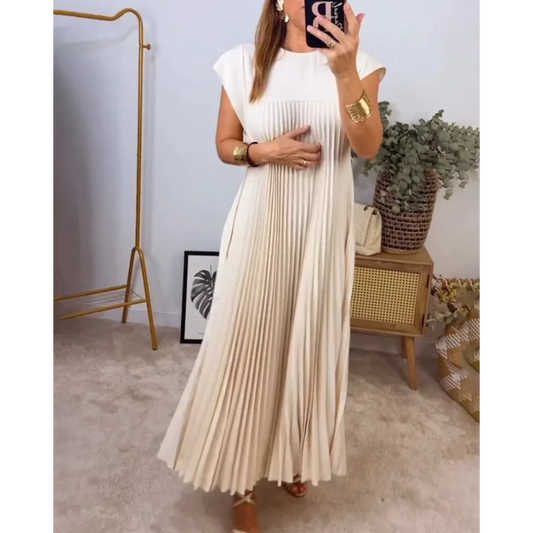Geplooide lange jurk met korte mouwen en elegante stijl