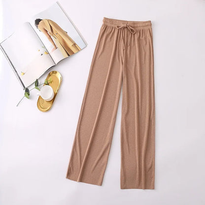 Zachte gebreide broek