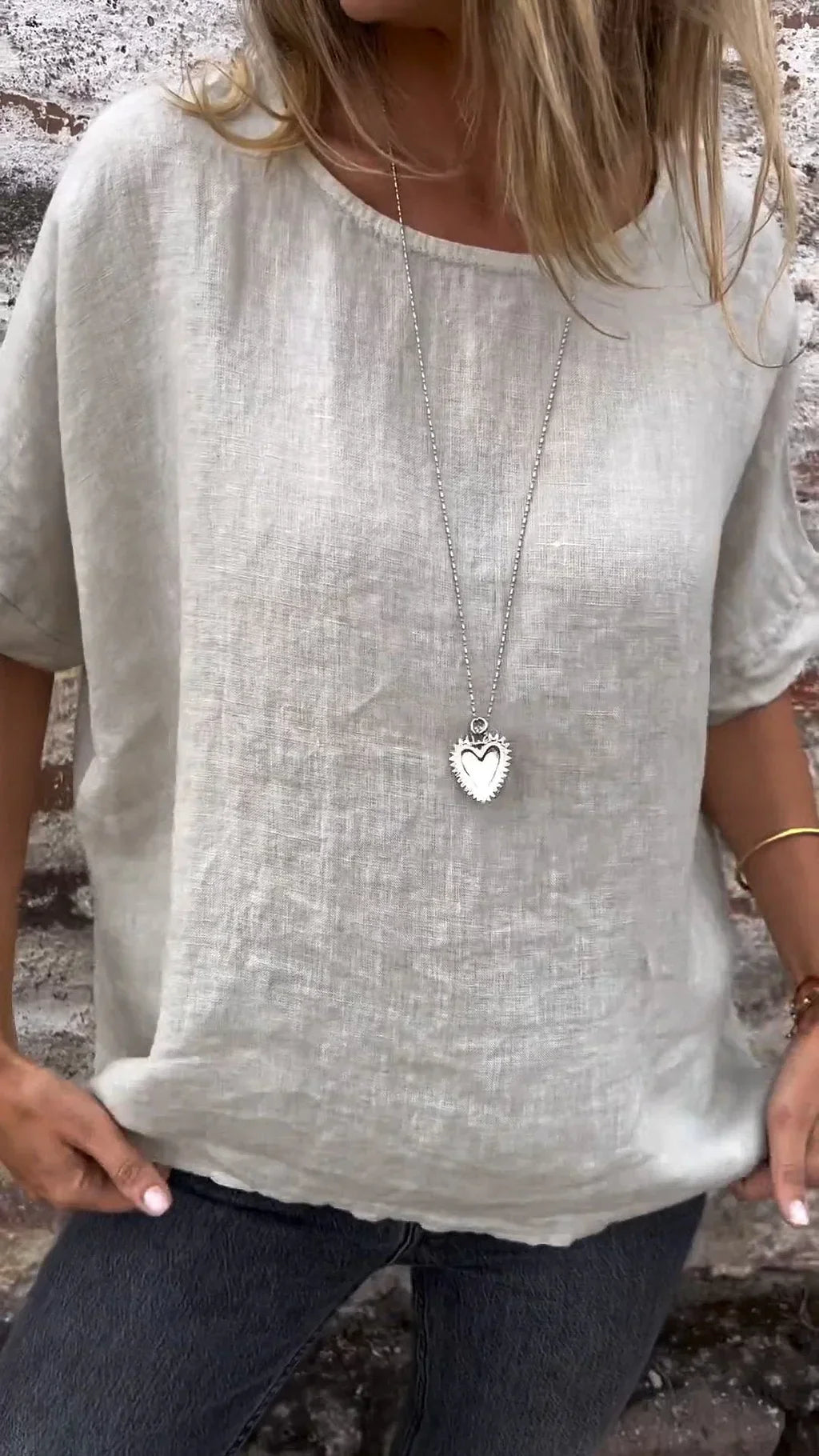 Naila - Blouse met halve mouwen in katoenlinnen met ronde hals, effen kleur