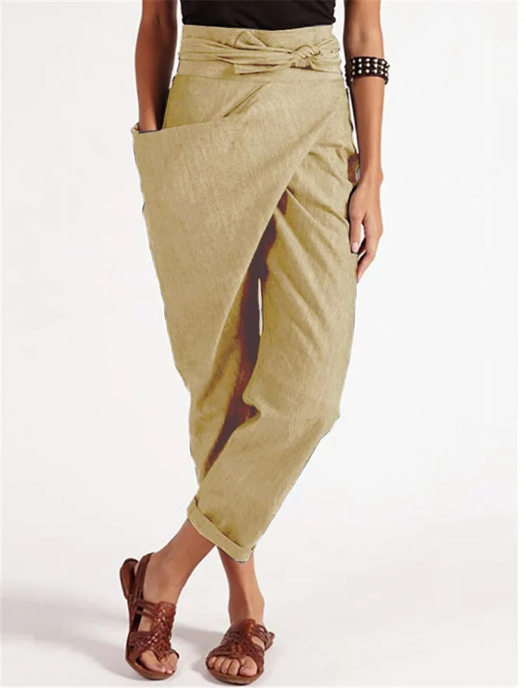 Asymmetrische broek modieus en casual